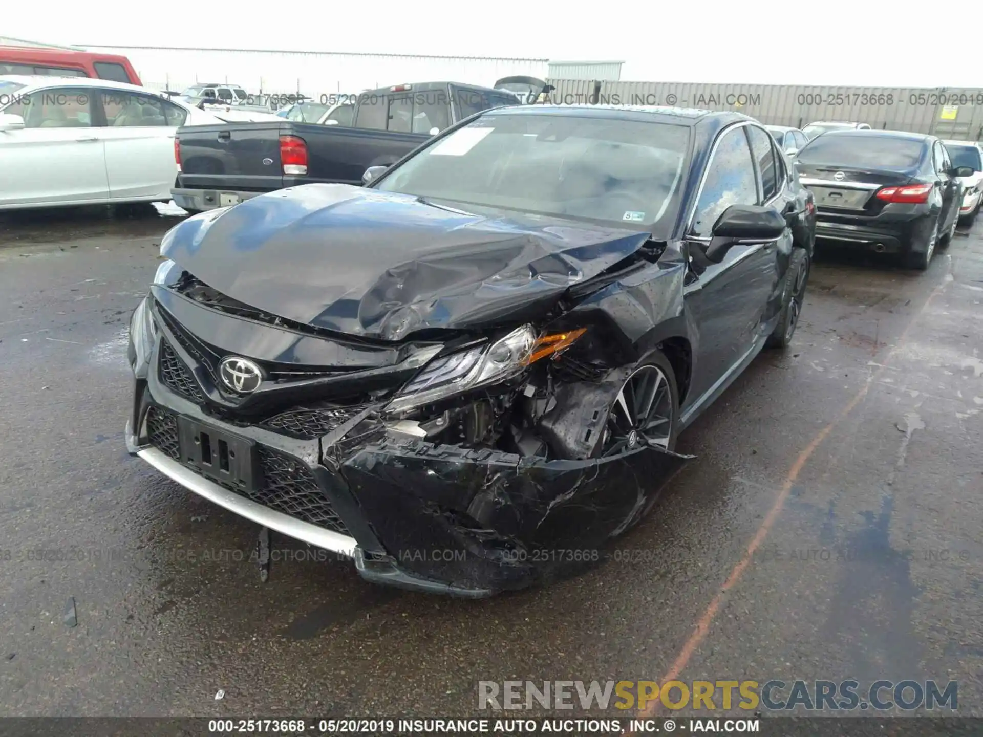 2 Photograph of a damaged car 4T1B61HK7KU698939 TOYOTA CAMRY 2019