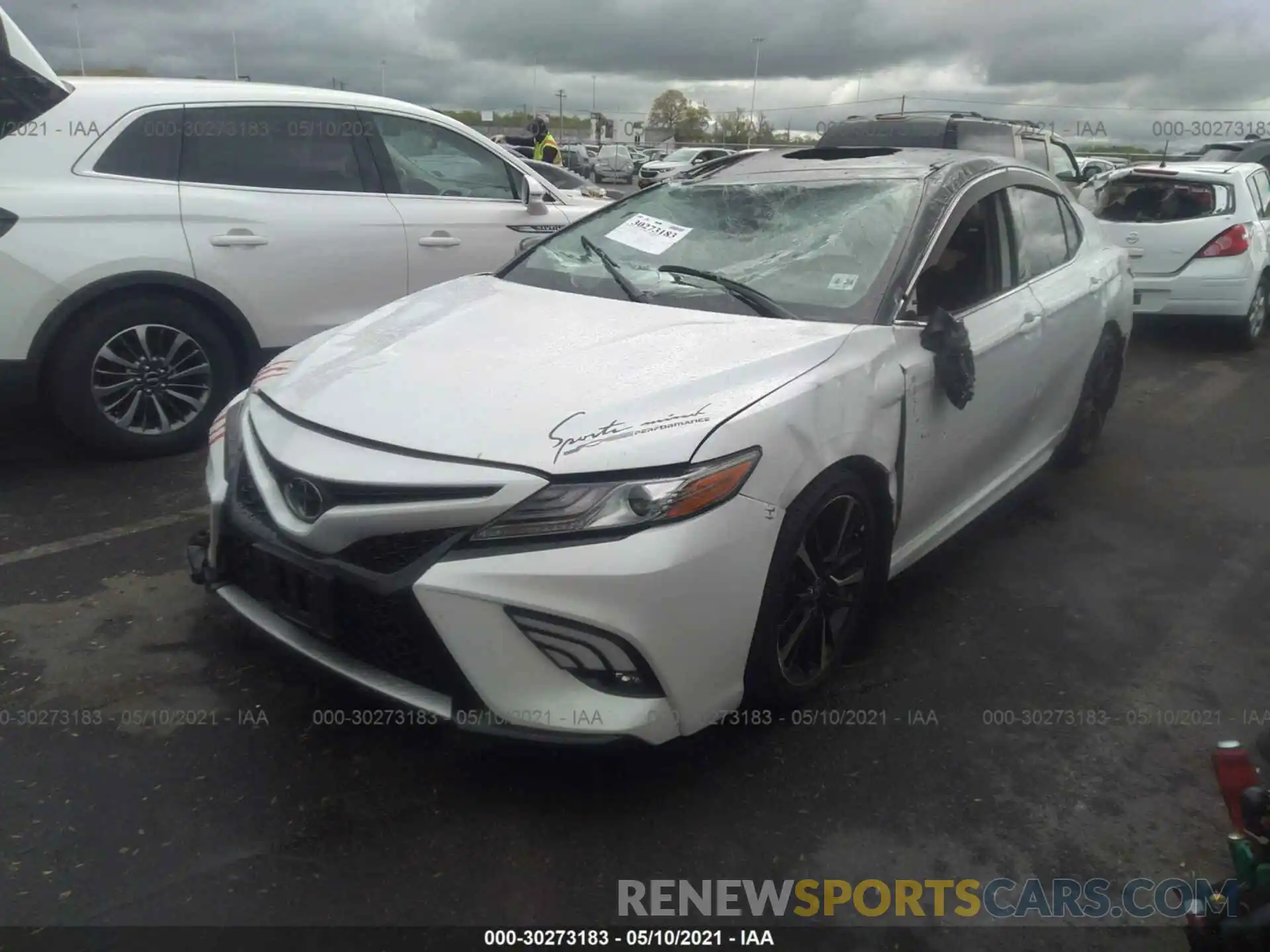 2 Photograph of a damaged car 4T1B61HK7KU702360 TOYOTA CAMRY 2019