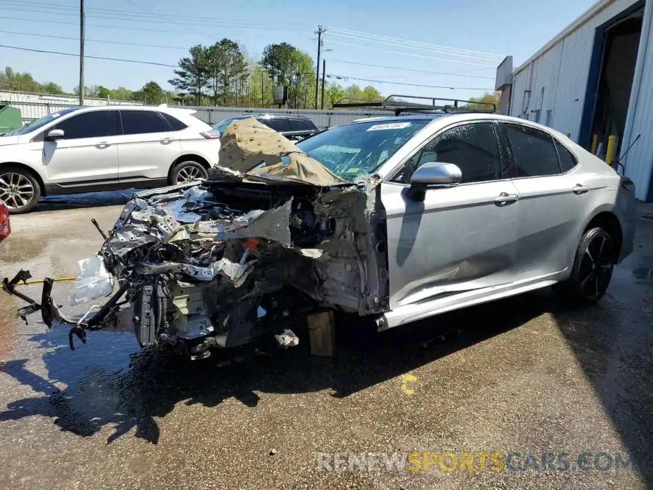 1 Photograph of a damaged car 4T1B61HK7KU712239 TOYOTA CAMRY 2019