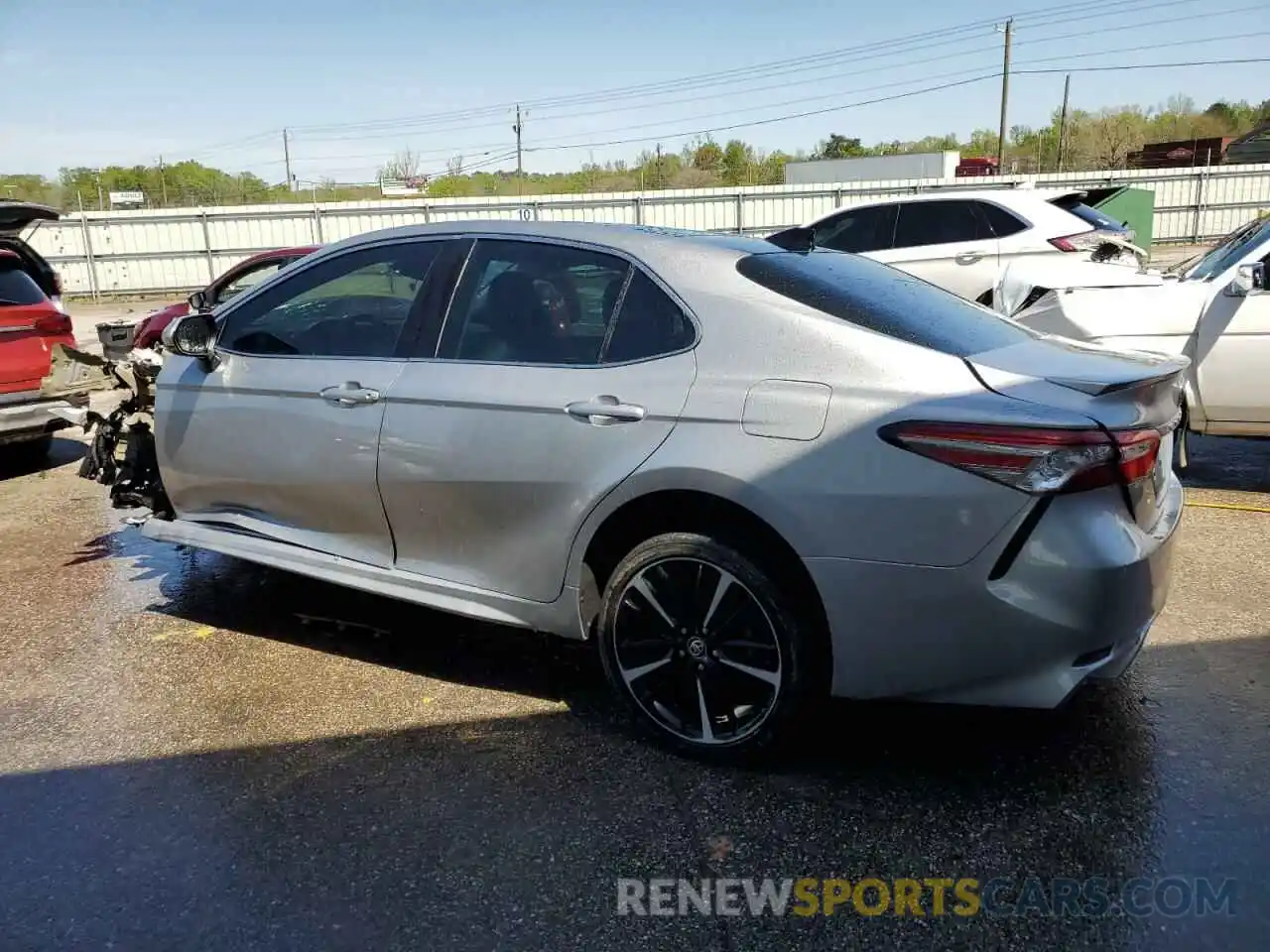 2 Photograph of a damaged car 4T1B61HK7KU712239 TOYOTA CAMRY 2019