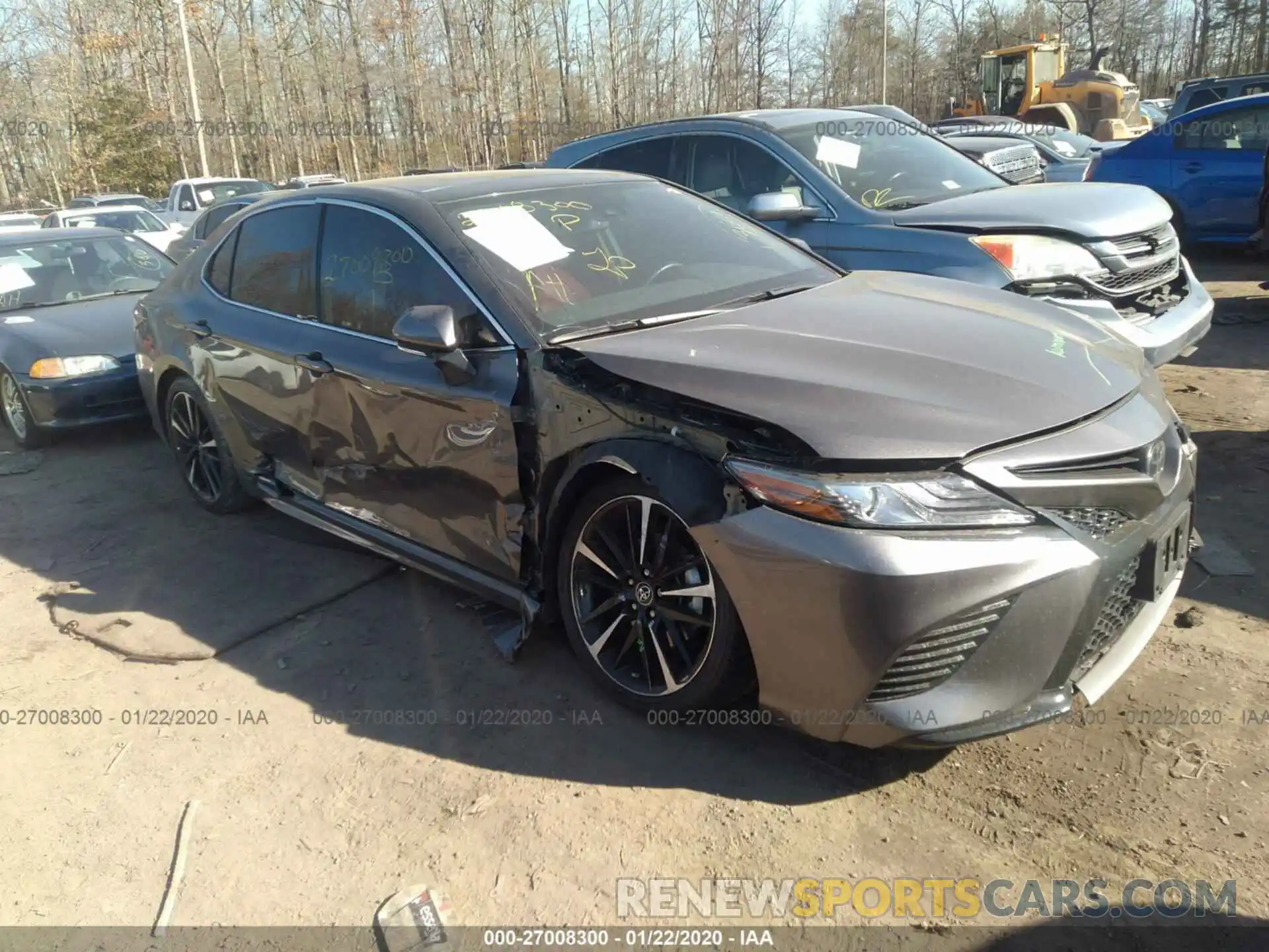 1 Photograph of a damaged car 4T1B61HK7KU741675 TOYOTA CAMRY 2019