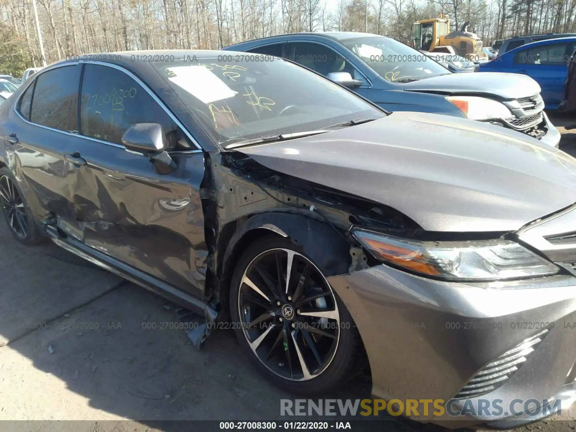 6 Photograph of a damaged car 4T1B61HK7KU741675 TOYOTA CAMRY 2019