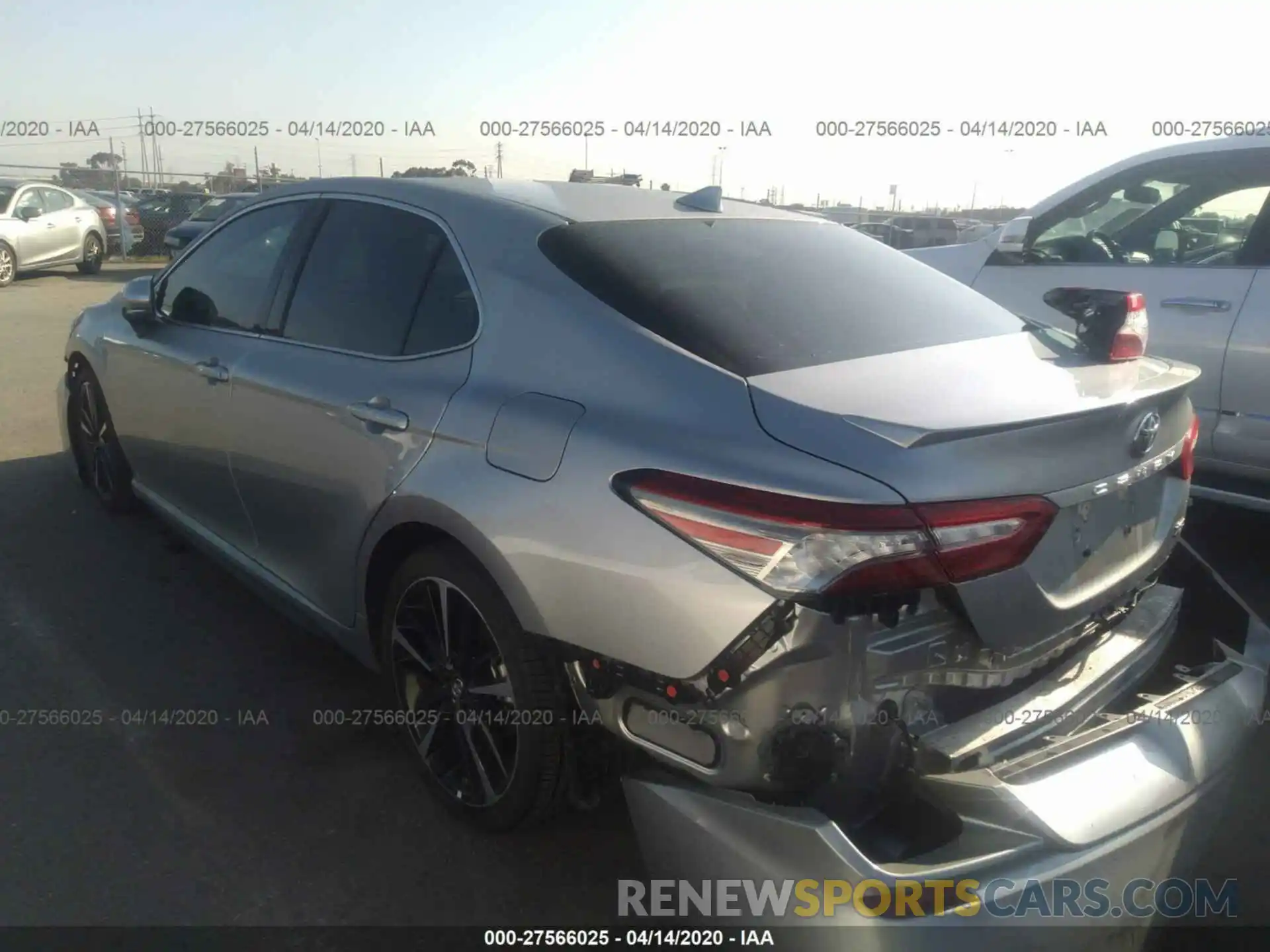 3 Photograph of a damaged car 4T1B61HK7KU744995 TOYOTA CAMRY 2019