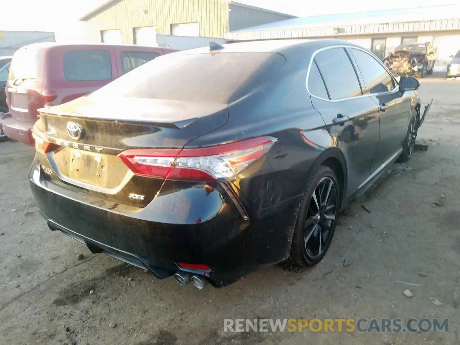 4 Photograph of a damaged car 4T1B61HK7KU753177 TOYOTA CAMRY 2019