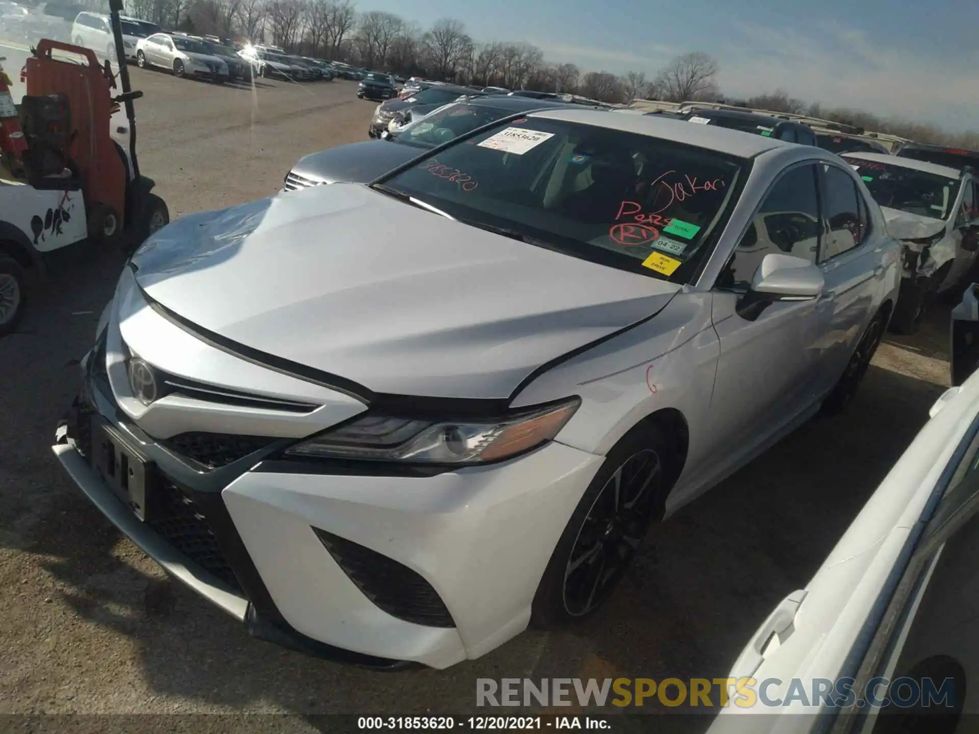 2 Photograph of a damaged car 4T1B61HK7KU760744 TOYOTA CAMRY 2019