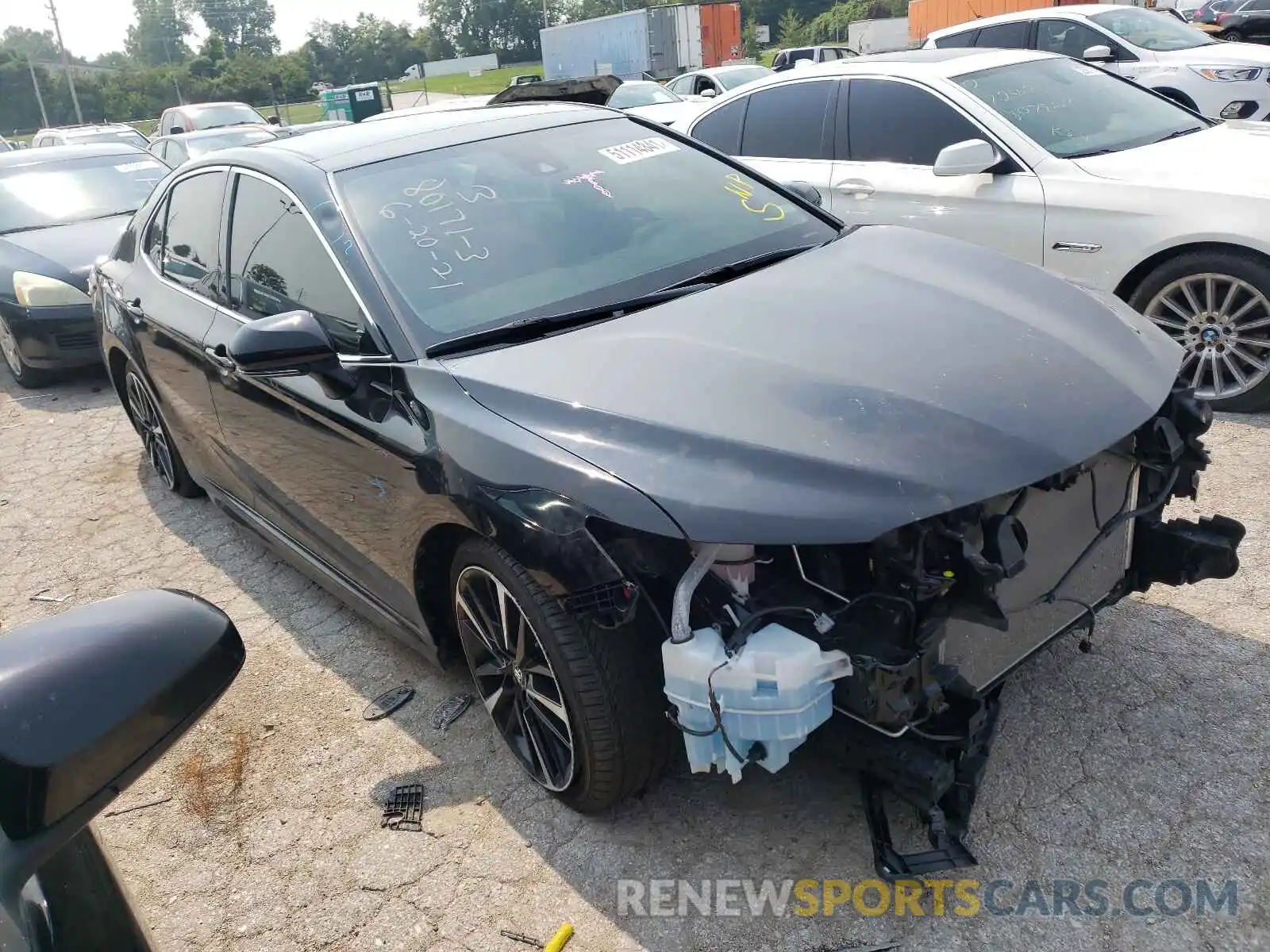 1 Photograph of a damaged car 4T1B61HK7KU763398 TOYOTA CAMRY 2019