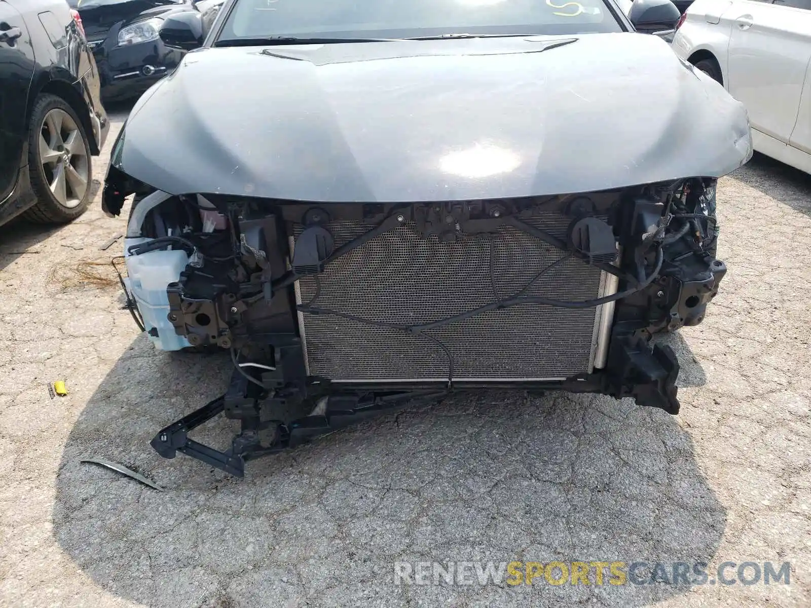 9 Photograph of a damaged car 4T1B61HK7KU763398 TOYOTA CAMRY 2019