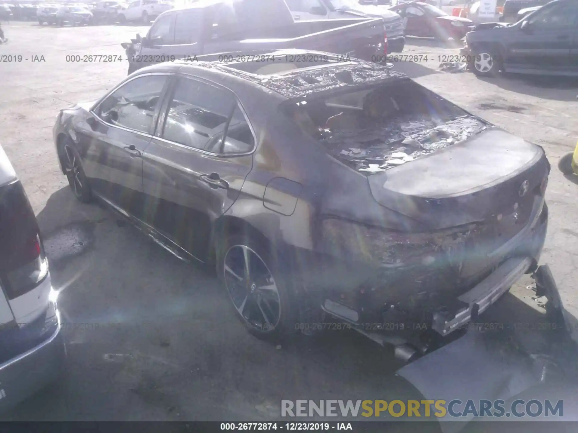 6 Photograph of a damaged car 4T1B61HK7KU765376 TOYOTA CAMRY 2019