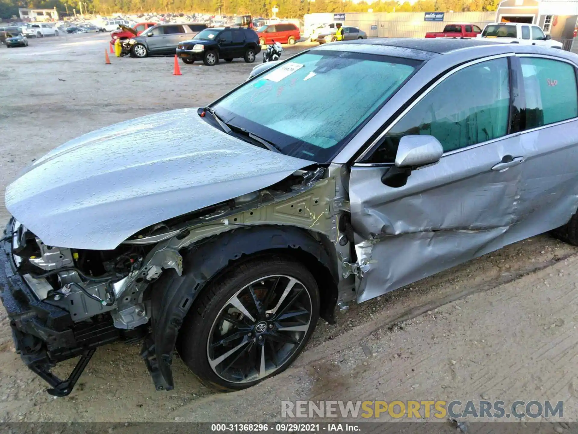 6 Photograph of a damaged car 4T1B61HK7KU766351 TOYOTA CAMRY 2019