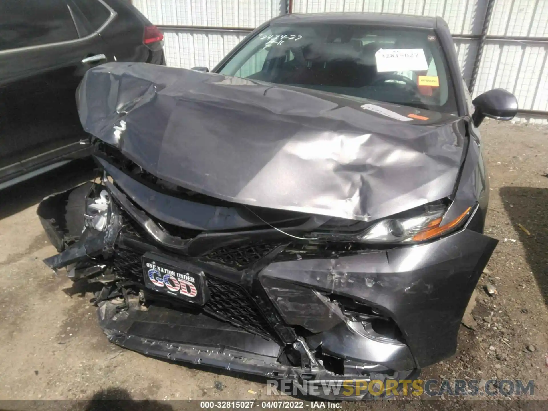 6 Photograph of a damaged car 4T1B61HK7KU774708 TOYOTA CAMRY 2019