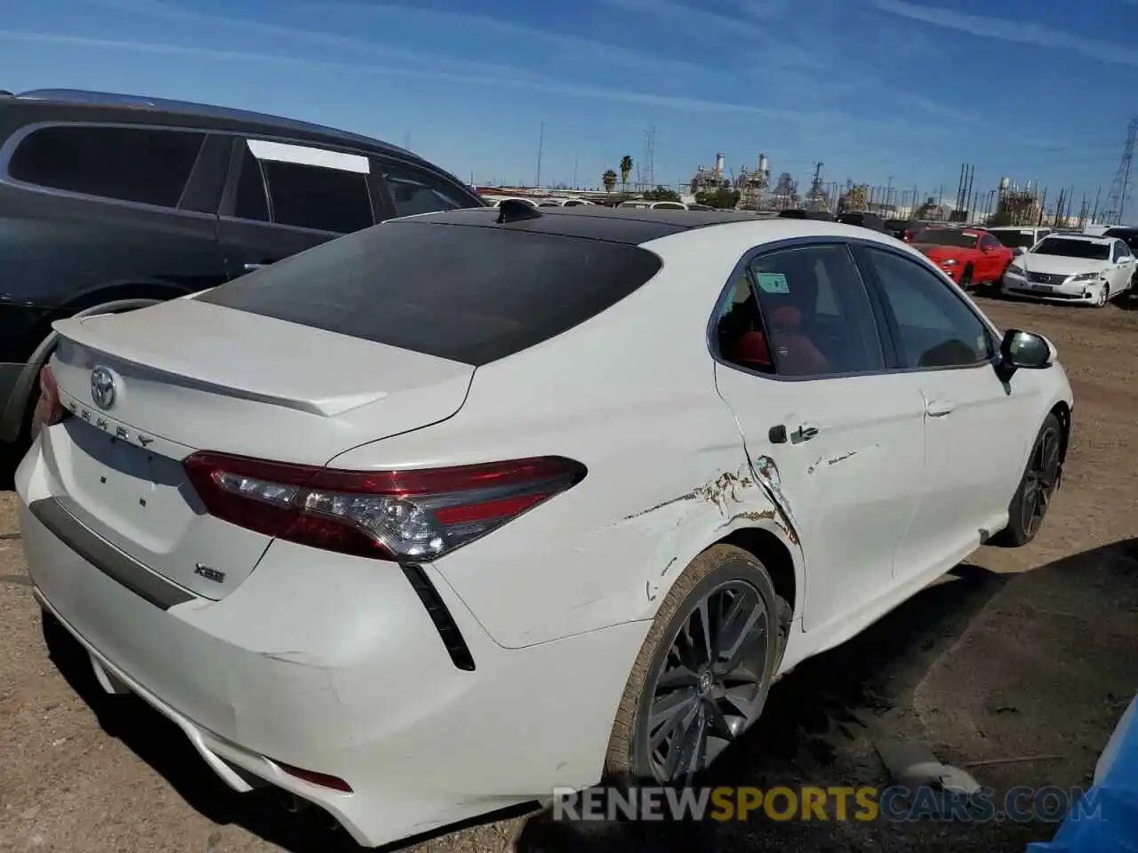 3 Photograph of a damaged car 4T1B61HK7KU797826 TOYOTA CAMRY 2019