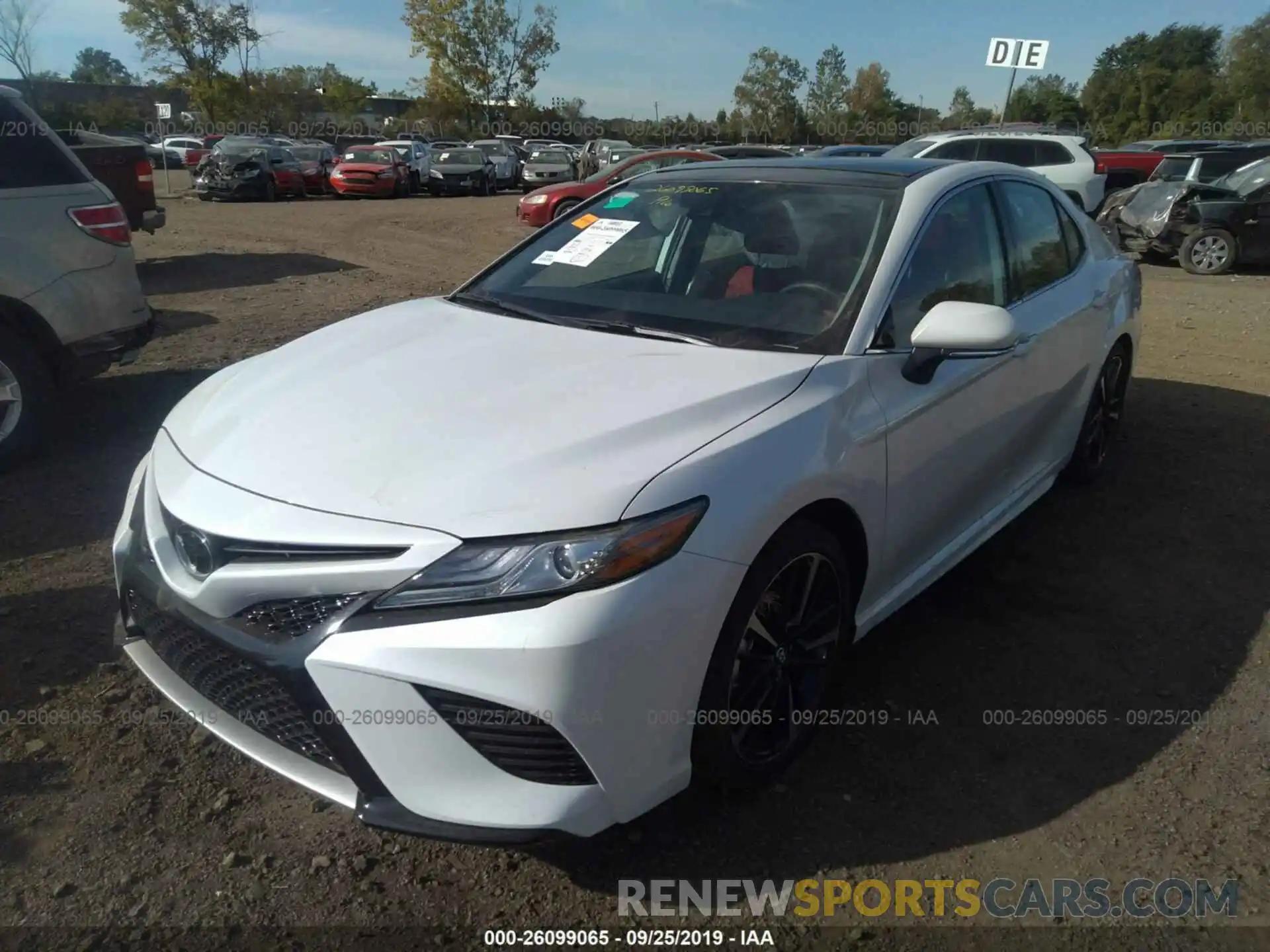 2 Photograph of a damaged car 4T1B61HK7KU815502 TOYOTA CAMRY 2019