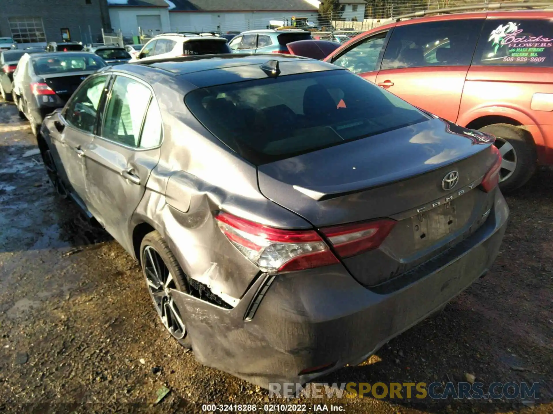 3 Photograph of a damaged car 4T1B61HK7KU817928 TOYOTA CAMRY 2019