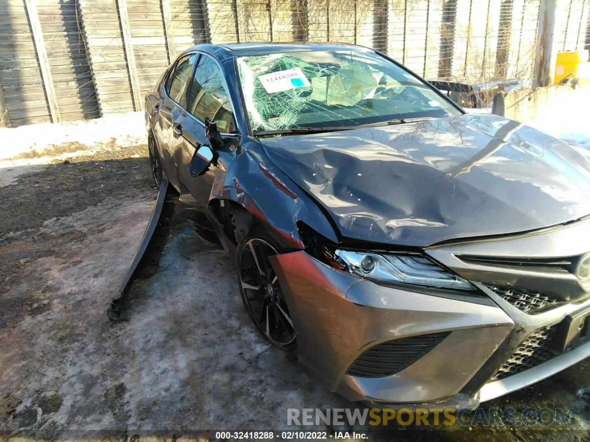 6 Photograph of a damaged car 4T1B61HK7KU817928 TOYOTA CAMRY 2019