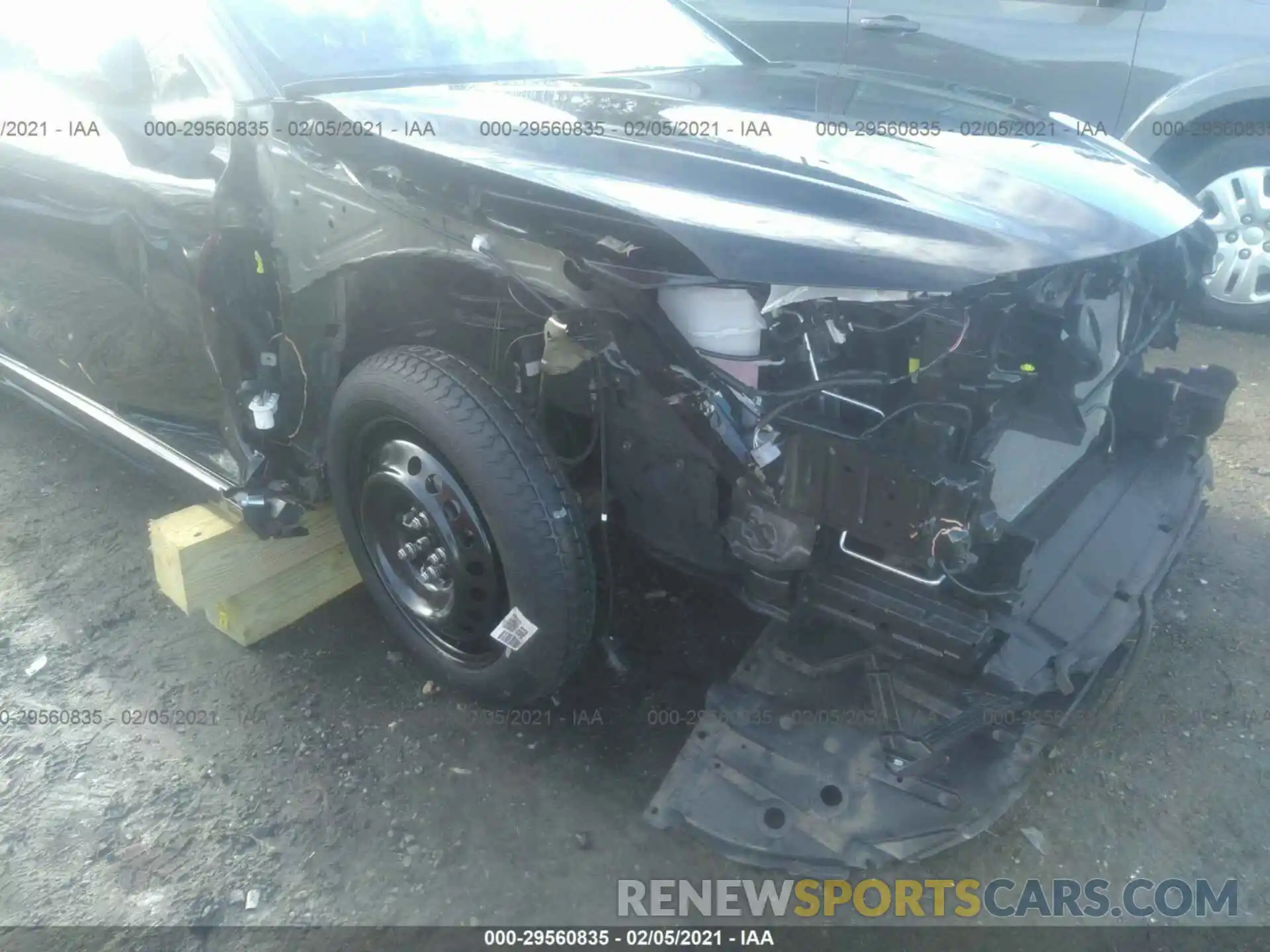 5 Photograph of a damaged car 4T1B61HK7KU824622 TOYOTA CAMRY 2019