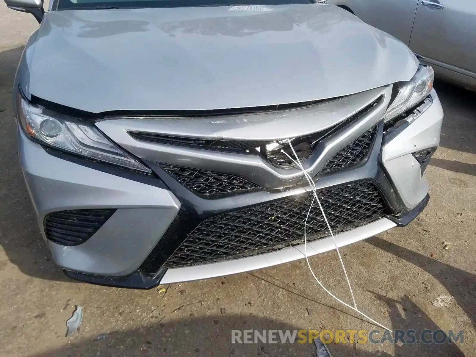 9 Photograph of a damaged car 4T1B61HK8KU163117 TOYOTA CAMRY 2019