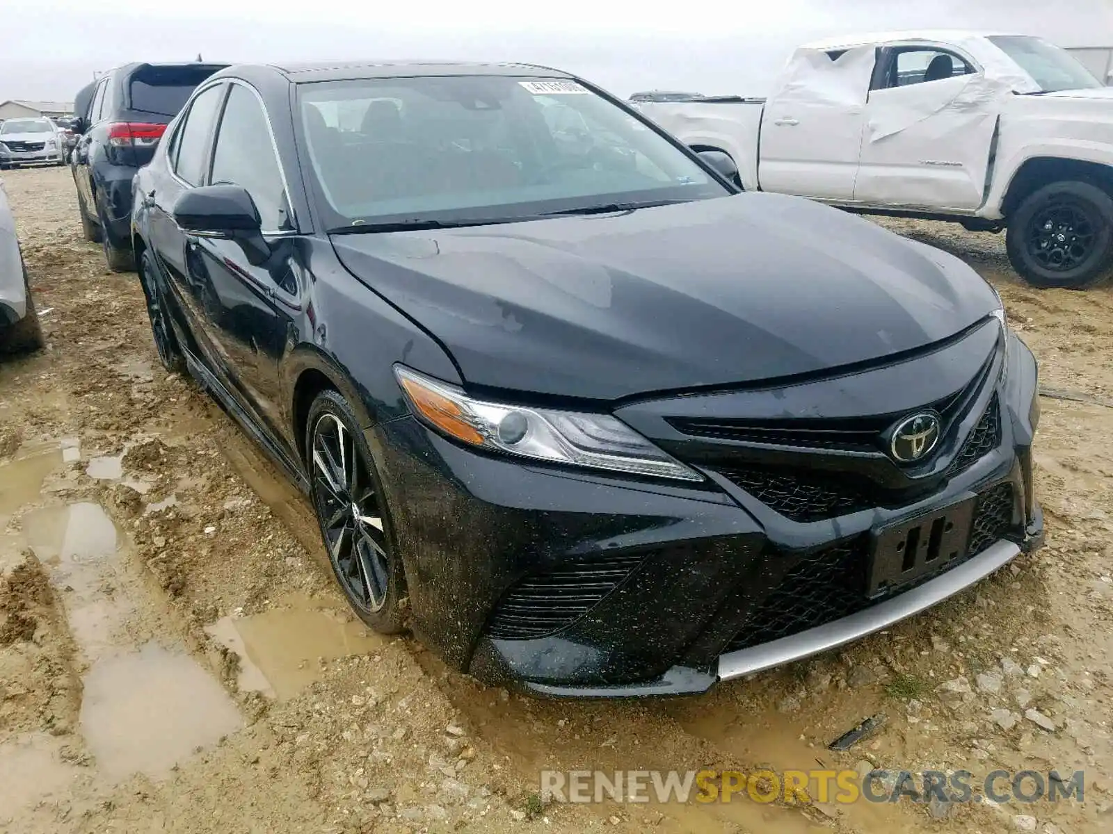 1 Photograph of a damaged car 4T1B61HK8KU169175 TOYOTA CAMRY 2019