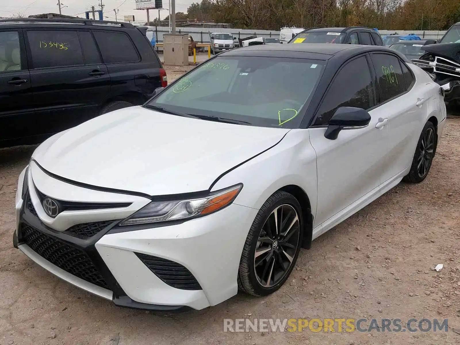 2 Photograph of a damaged car 4T1B61HK8KU201896 TOYOTA CAMRY 2019