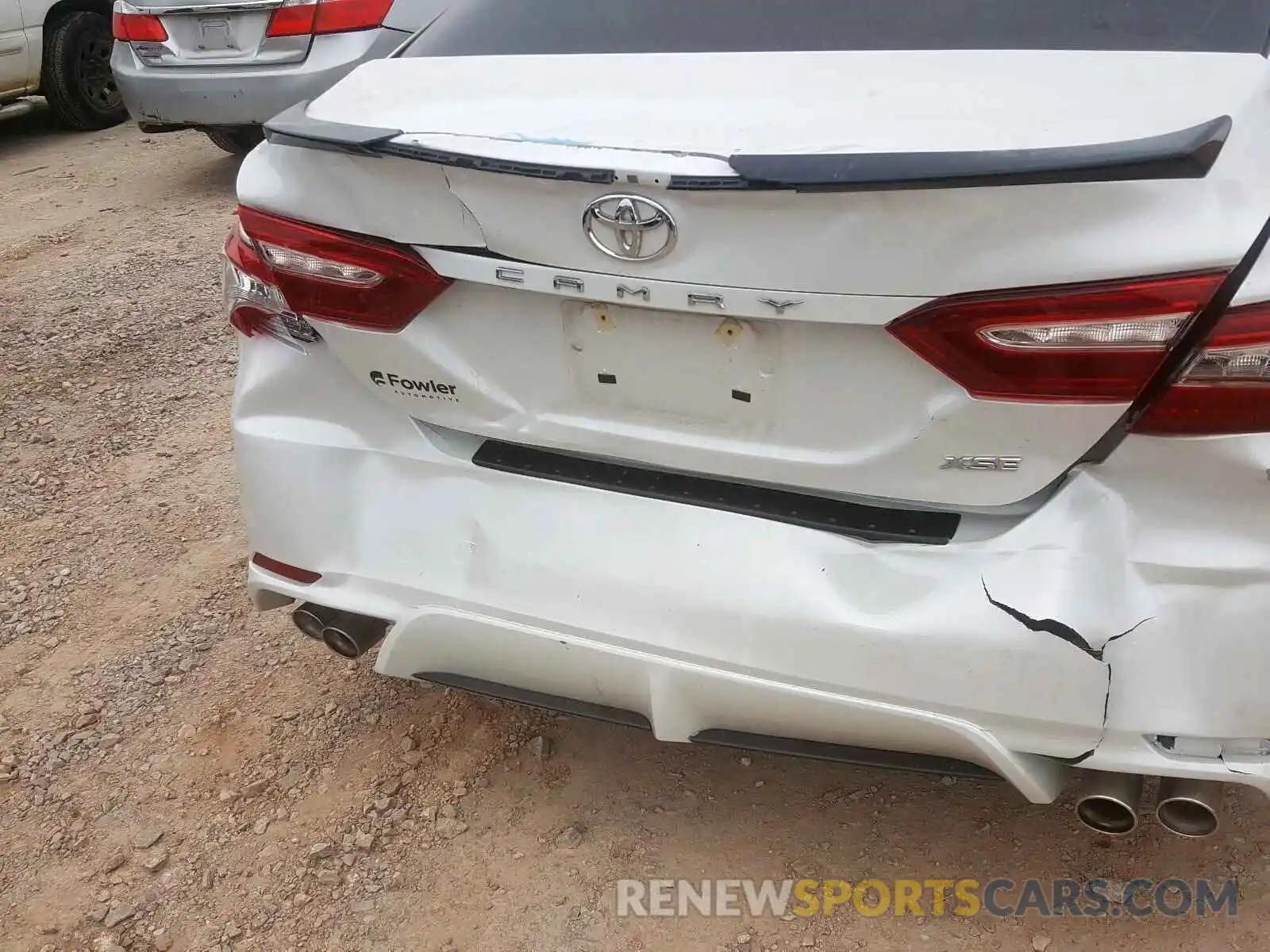 9 Photograph of a damaged car 4T1B61HK8KU201896 TOYOTA CAMRY 2019