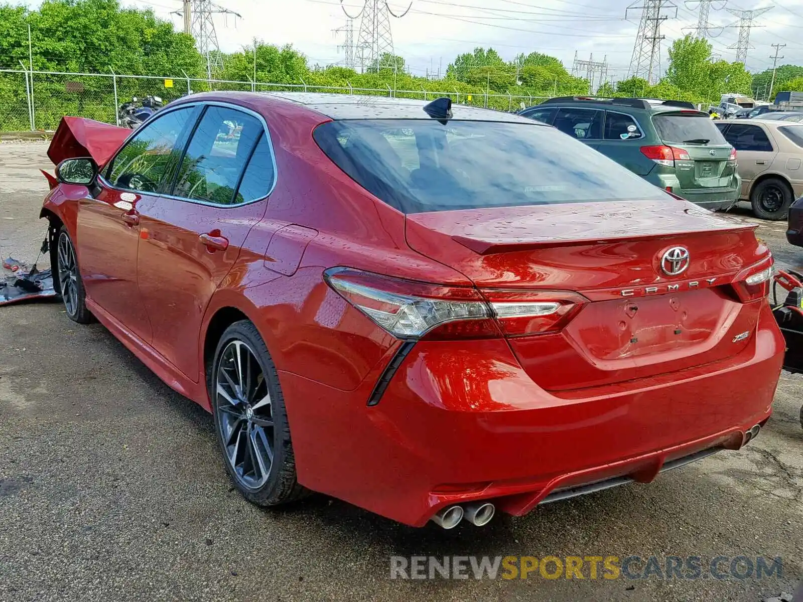 3 Photograph of a damaged car 4T1B61HK8KU202126 TOYOTA CAMRY 2019