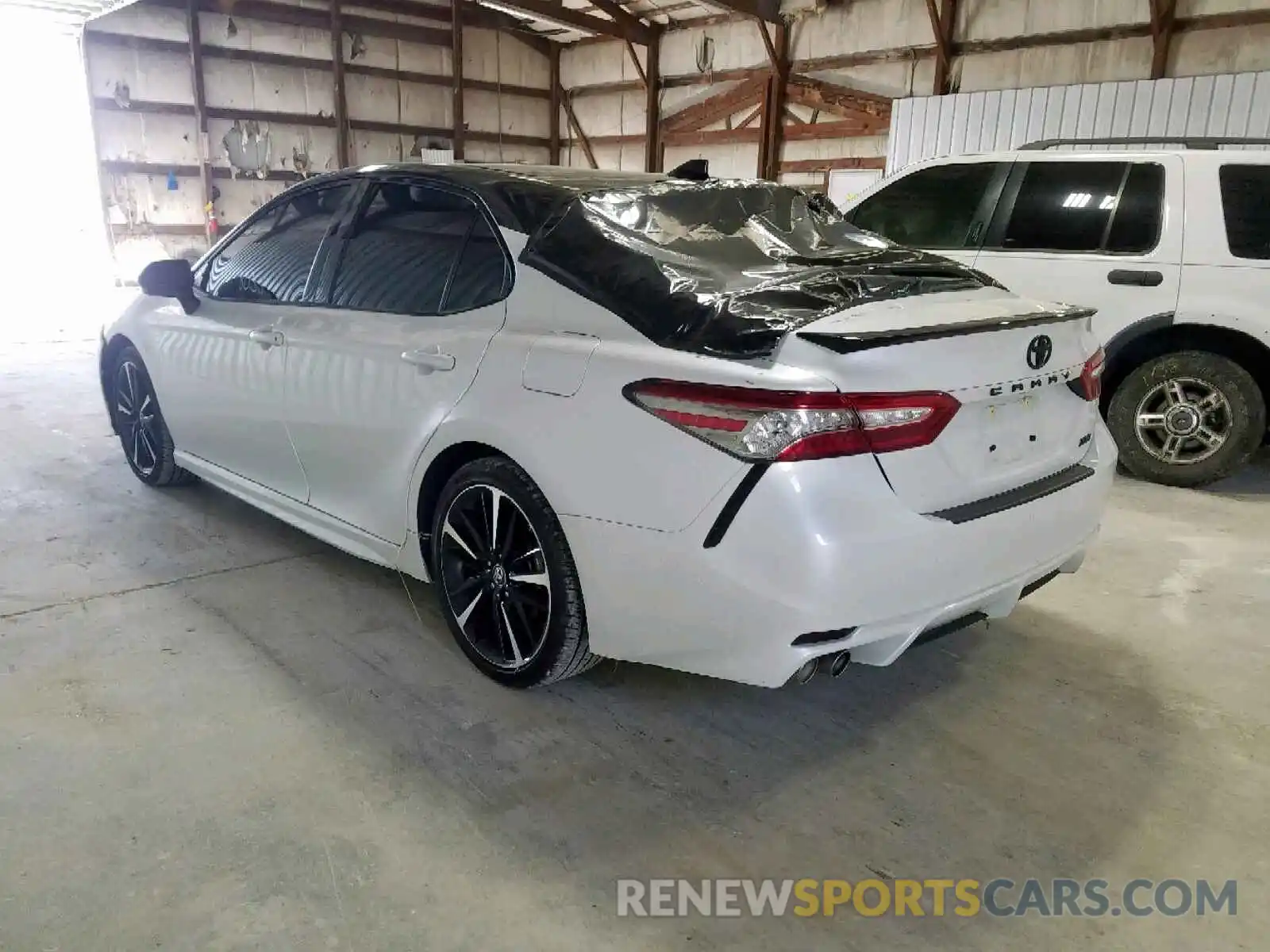 3 Photograph of a damaged car 4T1B61HK8KU241573 TOYOTA CAMRY 2019