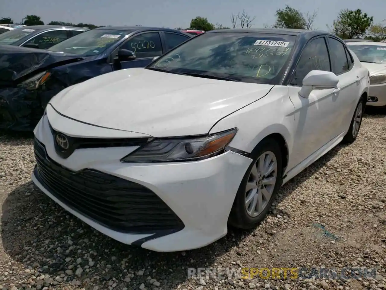 2 Photograph of a damaged car 4T1B61HK8KU246207 TOYOTA CAMRY 2019