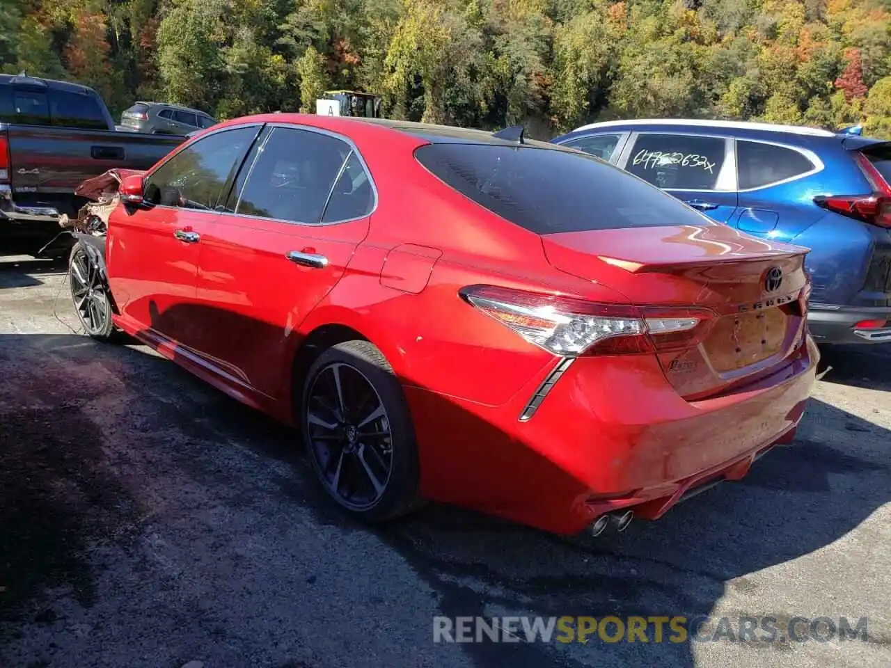 3 Photograph of a damaged car 4T1B61HK8KU246658 TOYOTA CAMRY 2019