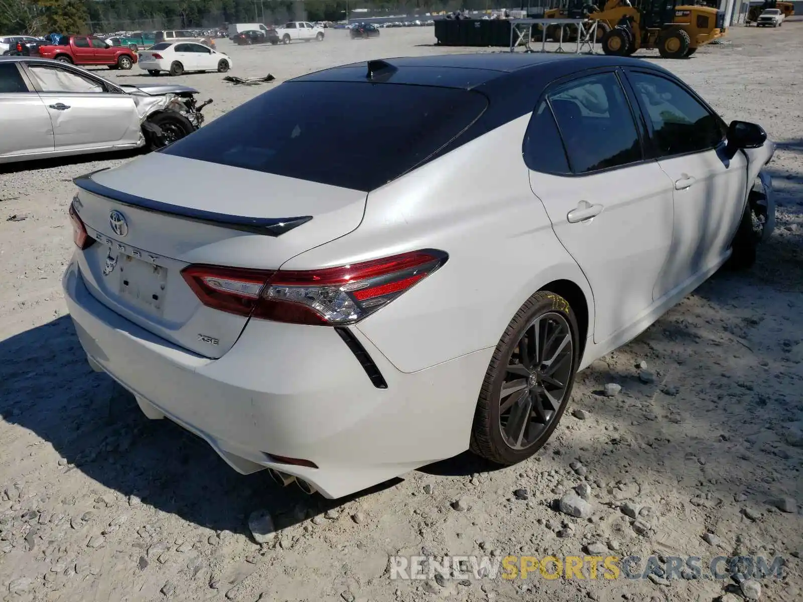 4 Photograph of a damaged car 4T1B61HK8KU247163 TOYOTA CAMRY 2019