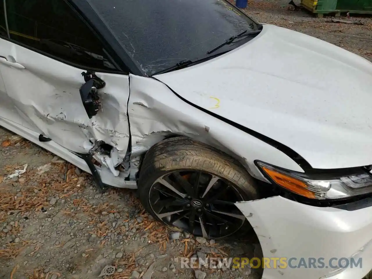 9 Photograph of a damaged car 4T1B61HK8KU248099 TOYOTA CAMRY 2019