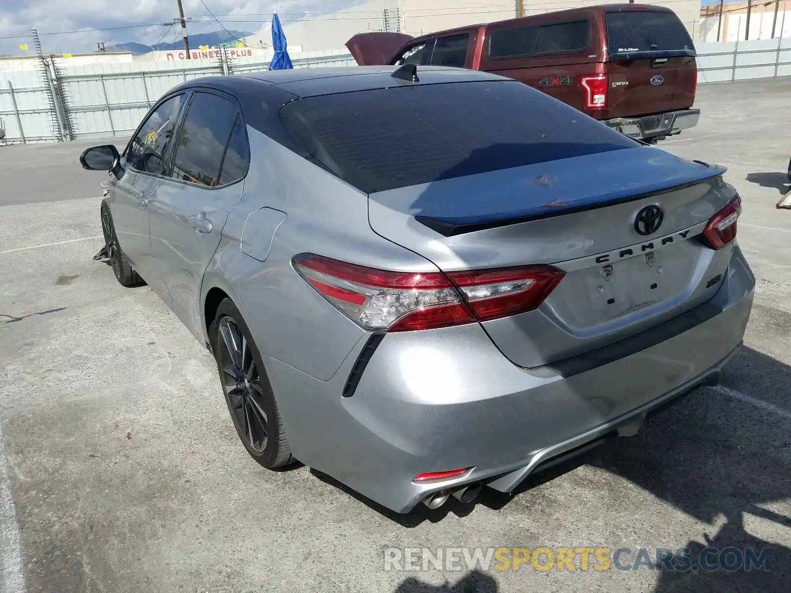 3 Фотография поврежденного автомобиля 4T1B61HK8KU264691 TOYOTA CAMRY 2019