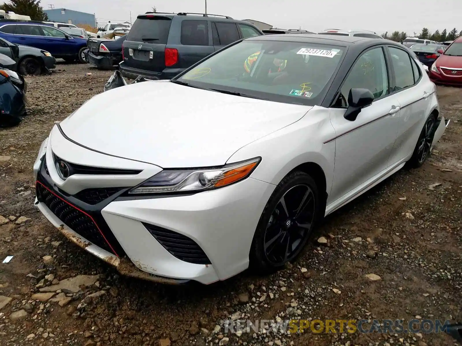 2 Photograph of a damaged car 4T1B61HK8KU268644 TOYOTA CAMRY 2019