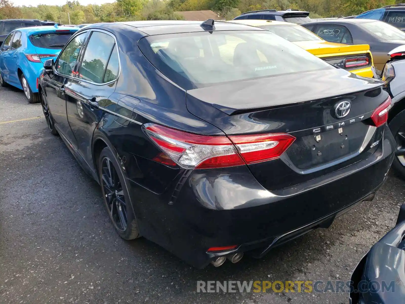 3 Photograph of a damaged car 4T1B61HK8KU274086 TOYOTA CAMRY 2019