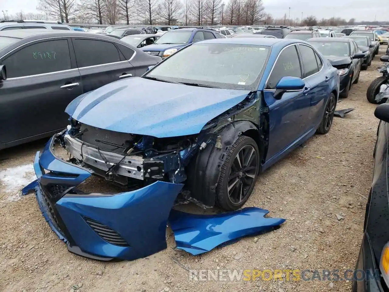 2 Photograph of a damaged car 4T1B61HK8KU299618 TOYOTA CAMRY 2019