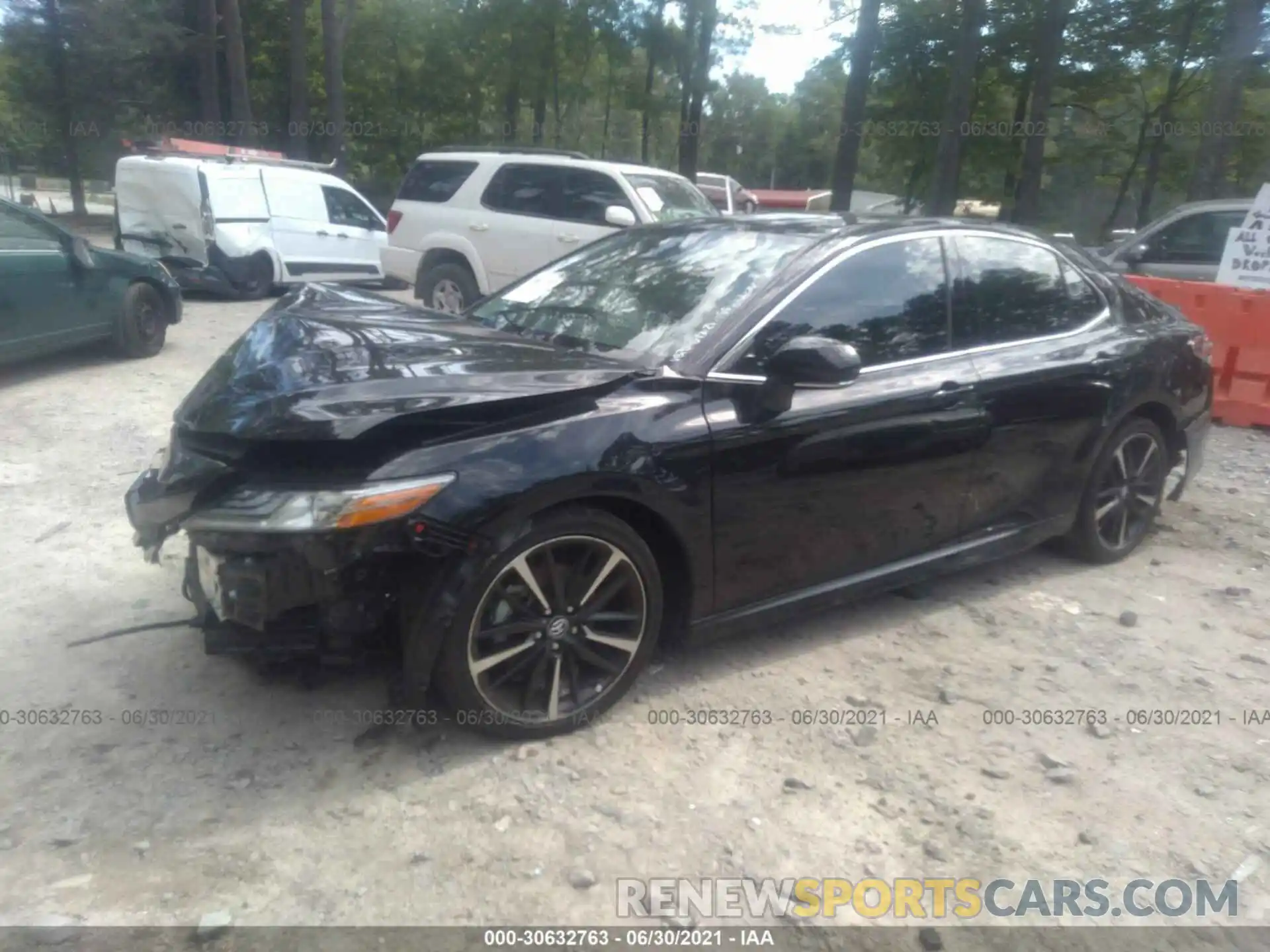 2 Photograph of a damaged car 4T1B61HK8KU300329 TOYOTA CAMRY 2019