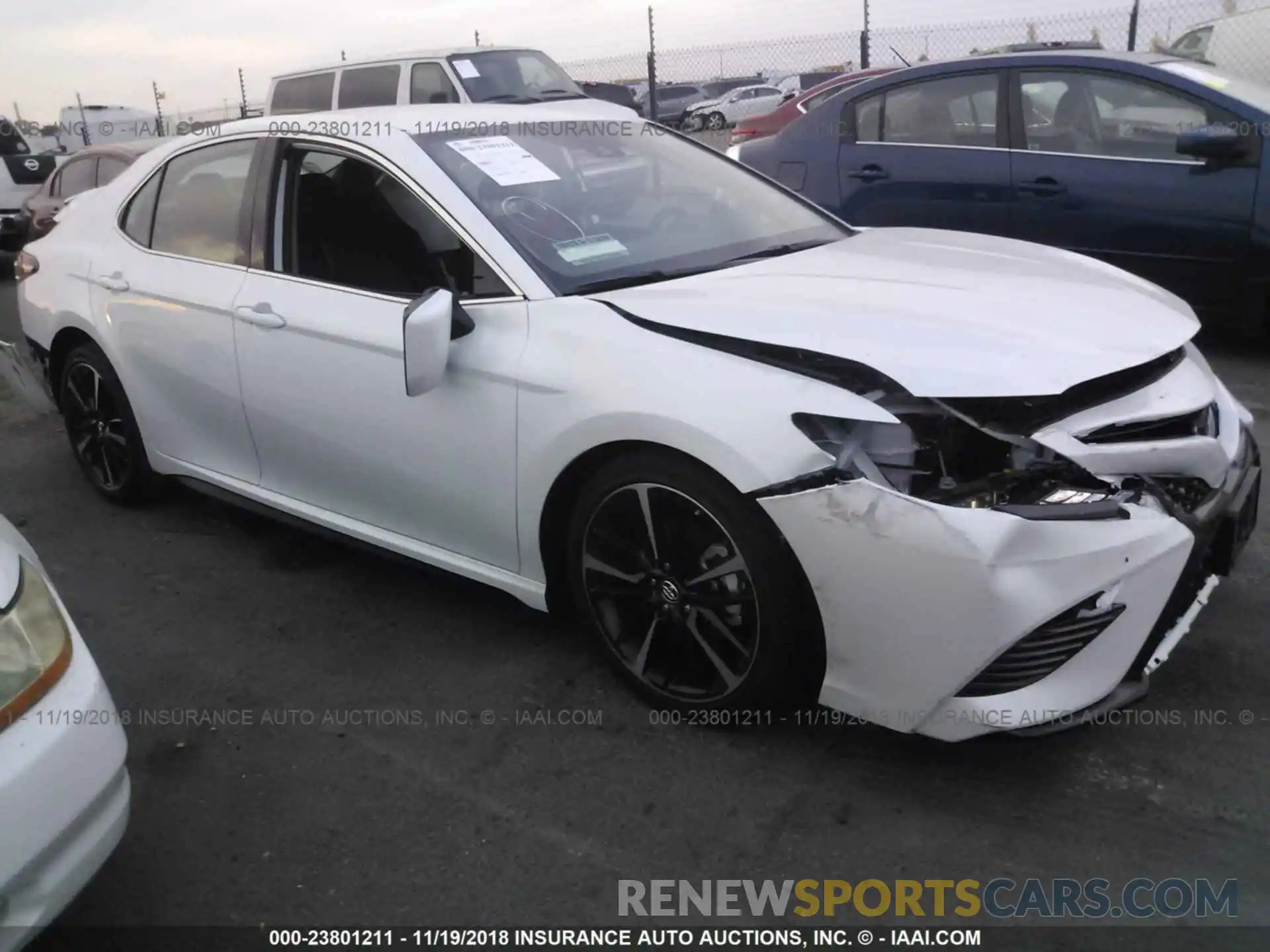 1 Photograph of a damaged car 4T1B61HK8KU681163 TOYOTA CAMRY 2019