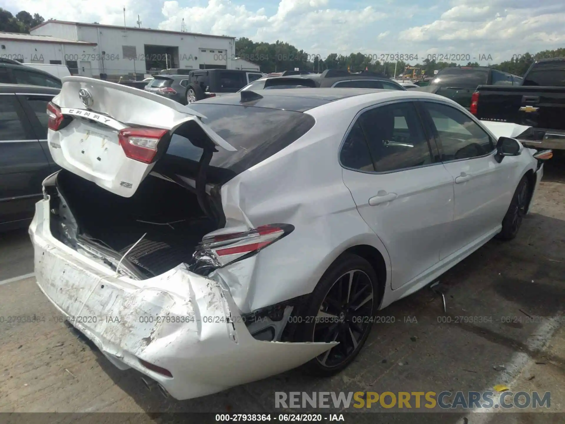 6 Photograph of a damaged car 4T1B61HK8KU681356 TOYOTA CAMRY 2019