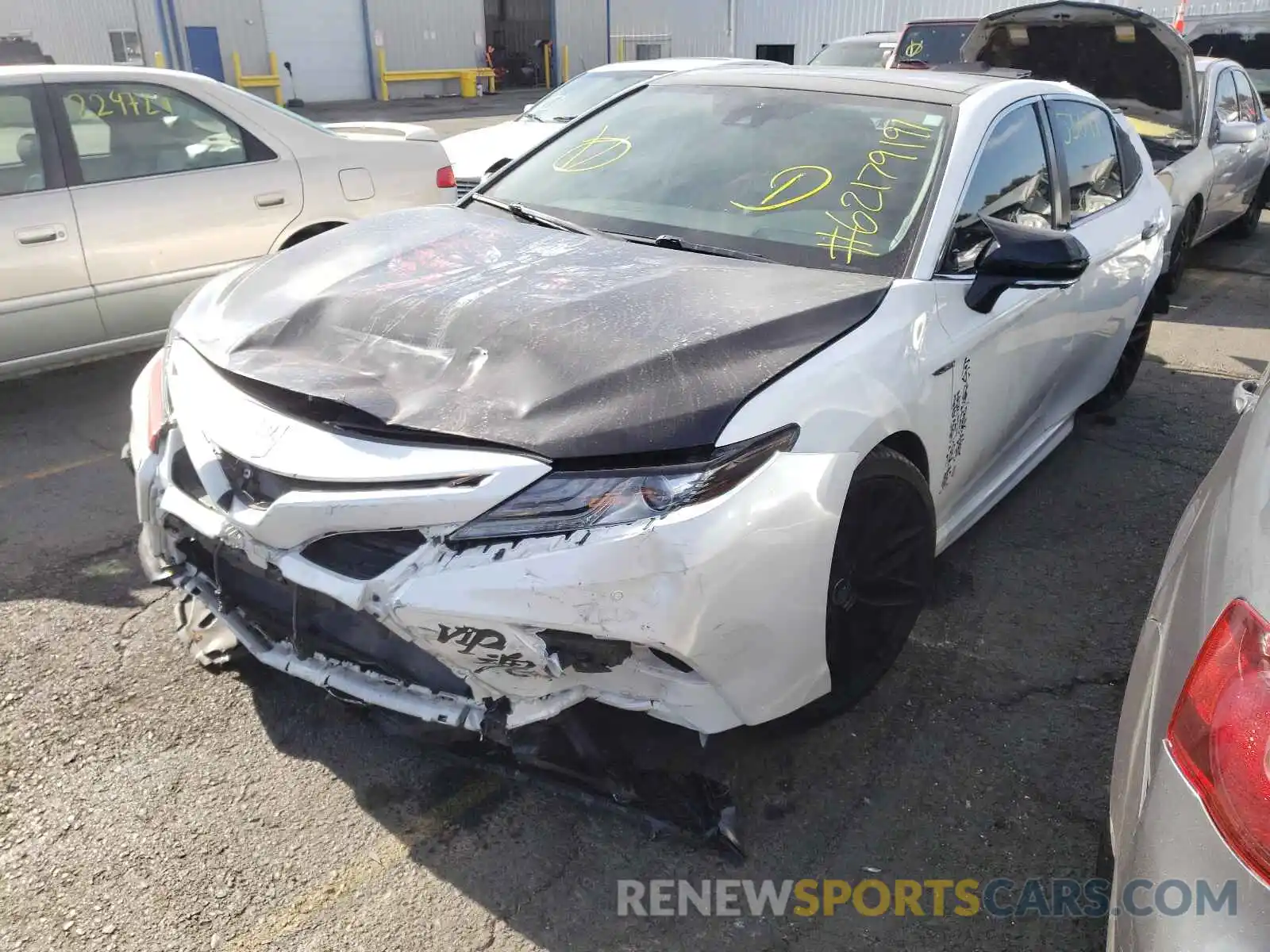 2 Photograph of a damaged car 4T1B61HK8KU691966 TOYOTA CAMRY 2019