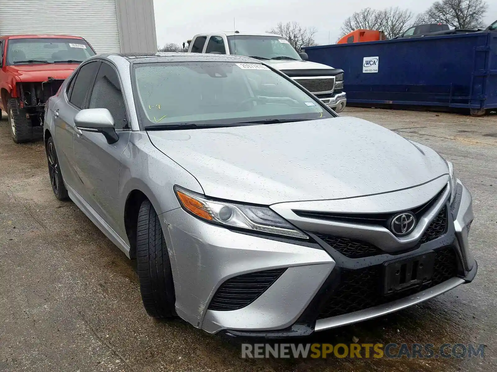 1 Photograph of a damaged car 4T1B61HK8KU693135 TOYOTA CAMRY 2019