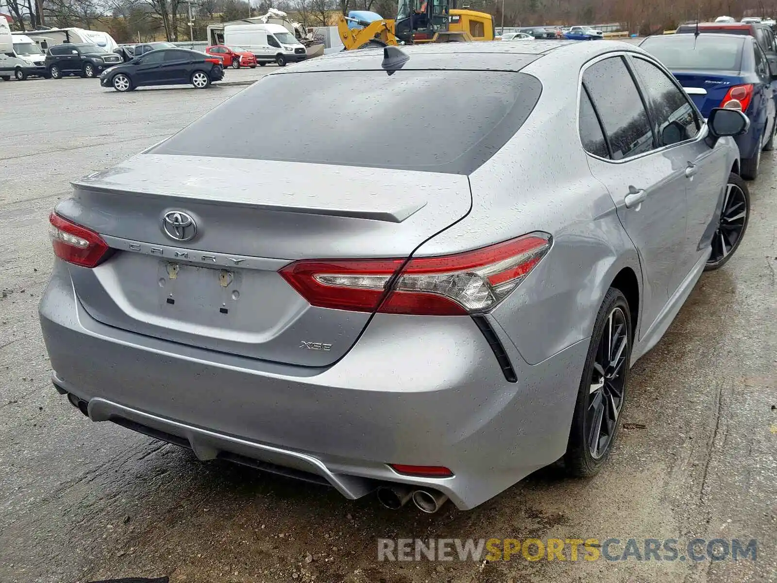 4 Photograph of a damaged car 4T1B61HK8KU693135 TOYOTA CAMRY 2019