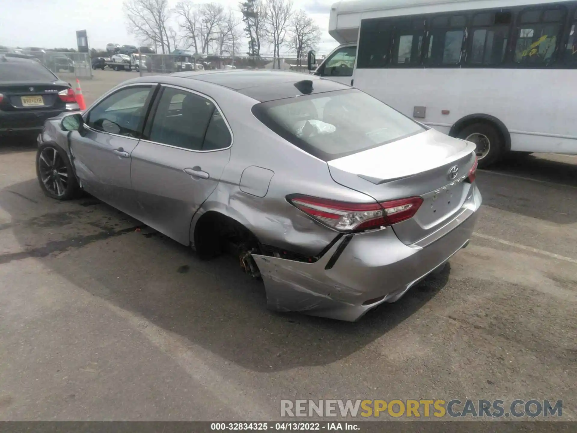 3 Photograph of a damaged car 4T1B61HK8KU698349 TOYOTA CAMRY 2019