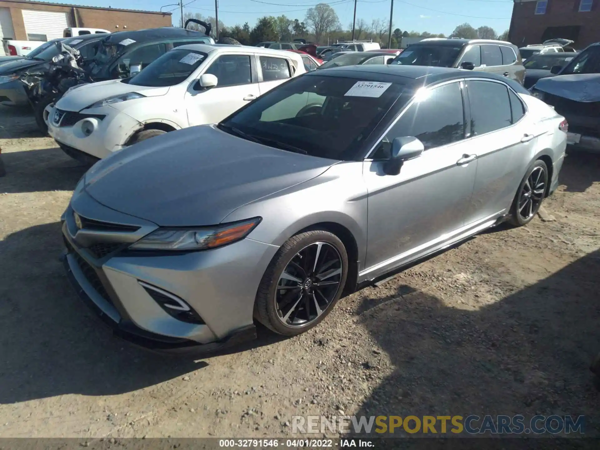 2 Photograph of a damaged car 4T1B61HK8KU699940 TOYOTA CAMRY 2019