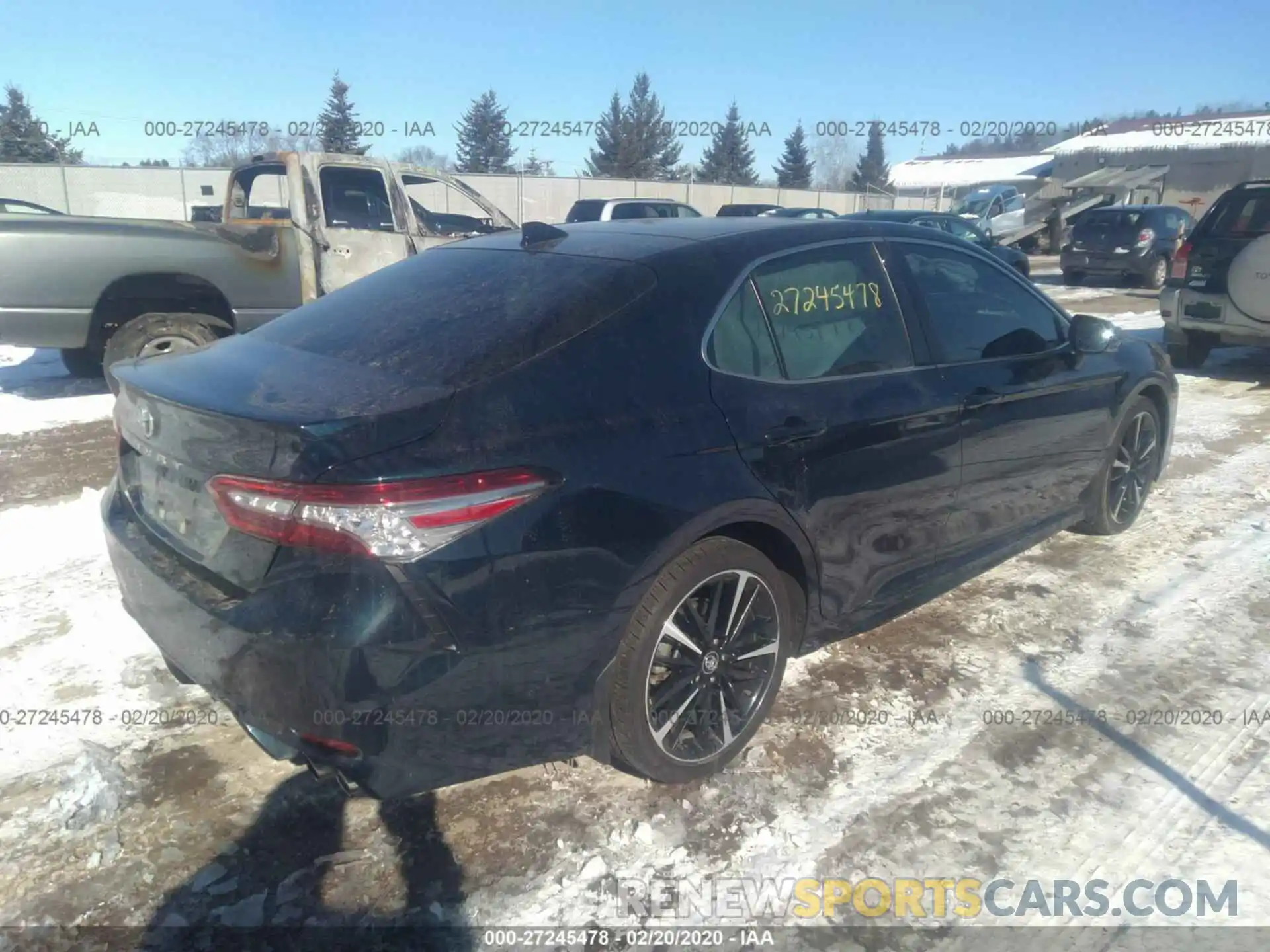 4 Photograph of a damaged car 4T1B61HK8KU702156 TOYOTA CAMRY 2019