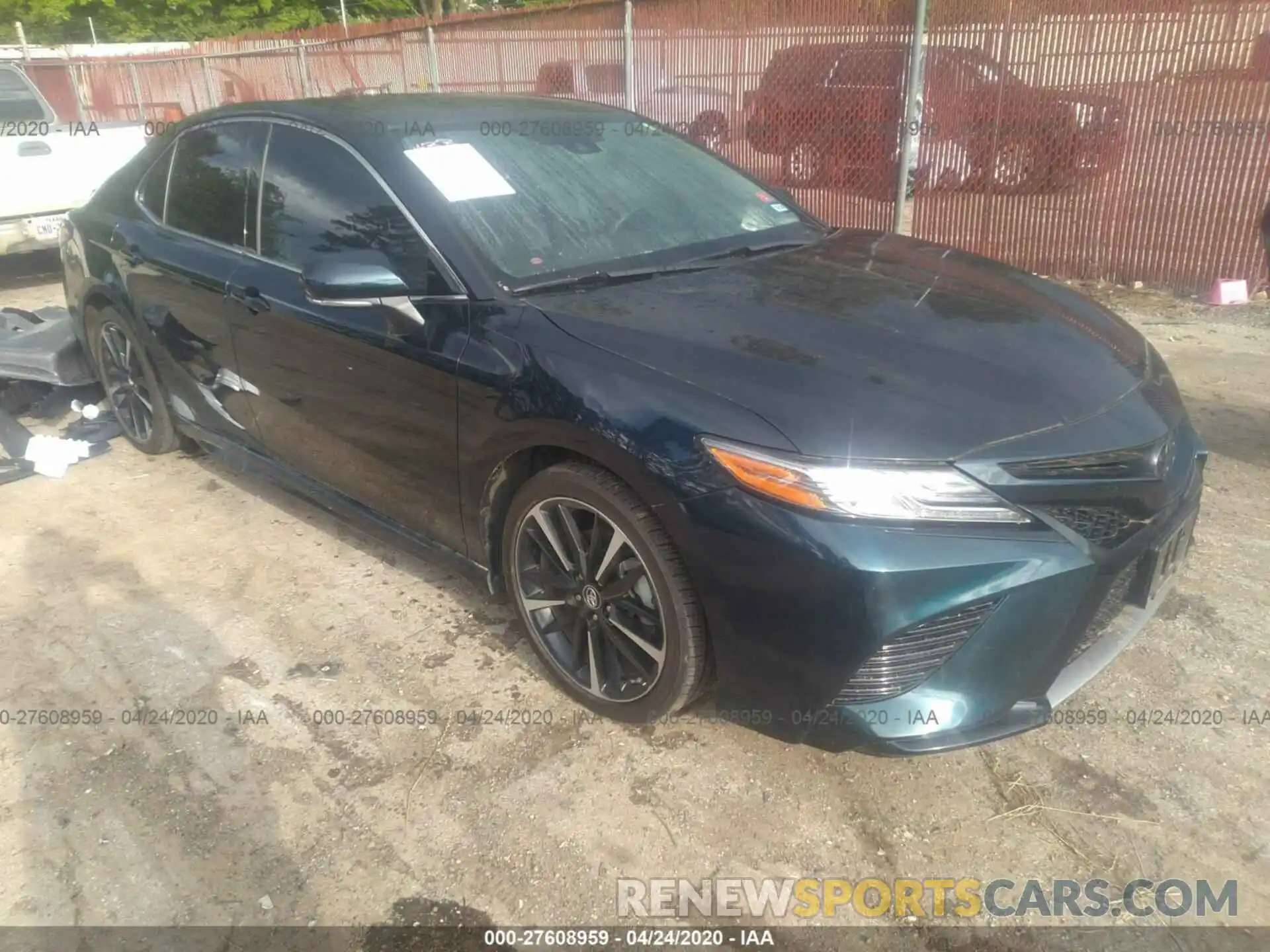 1 Photograph of a damaged car 4T1B61HK8KU757223 TOYOTA CAMRY 2019