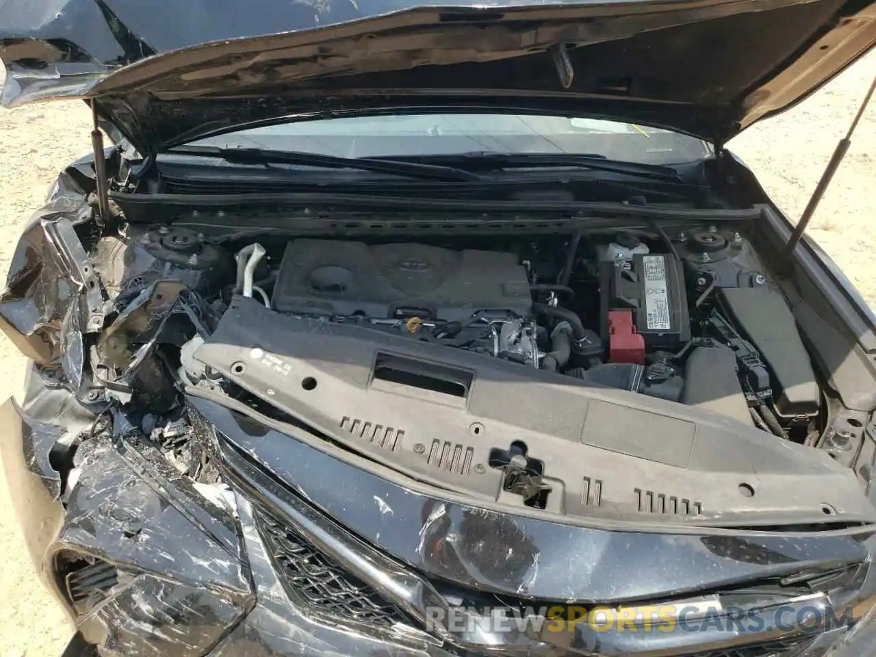 7 Photograph of a damaged car 4T1B61HK8KU780615 TOYOTA CAMRY 2019