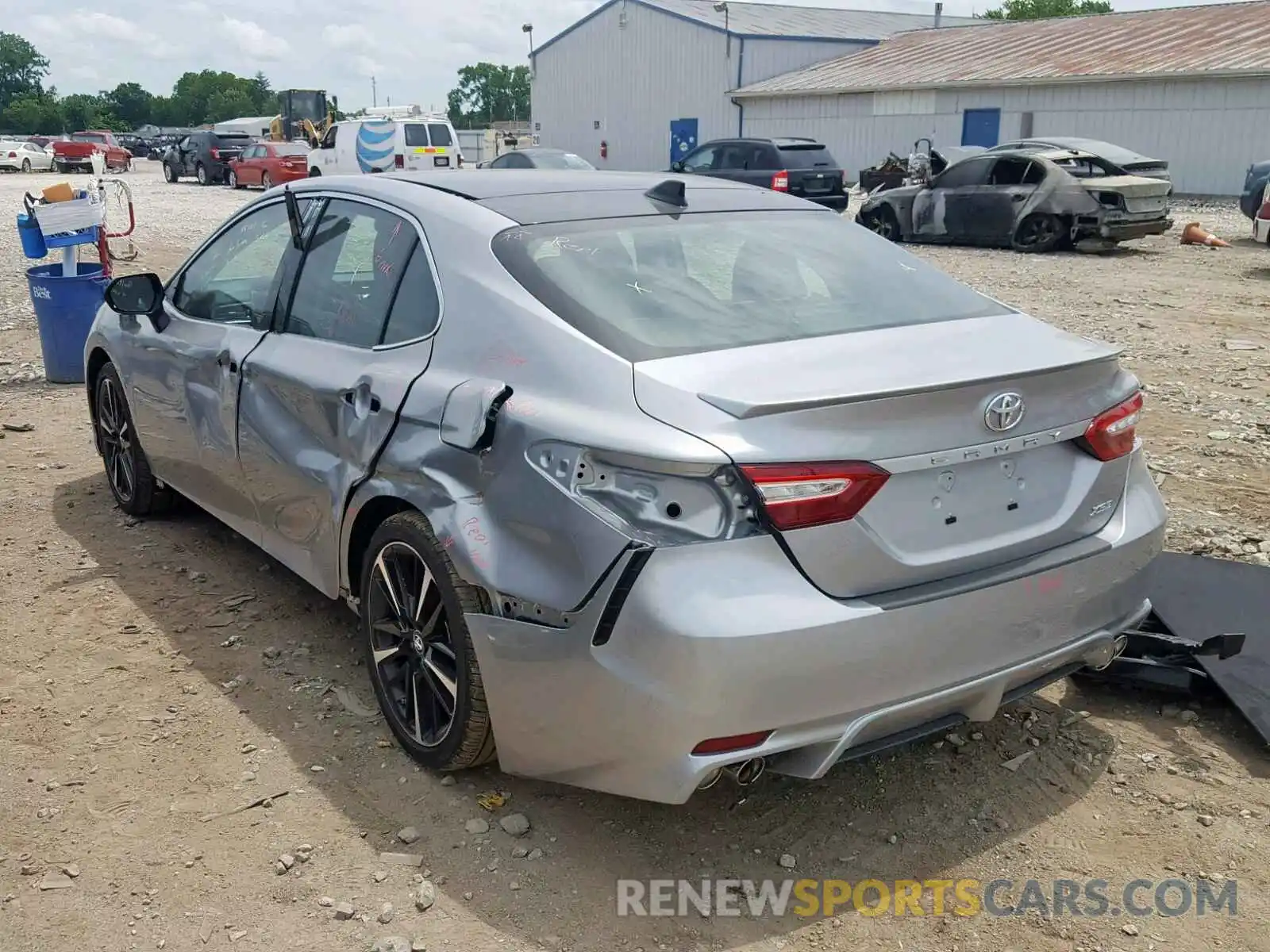 3 Photograph of a damaged car 4T1B61HK8KU792909 TOYOTA CAMRY 2019