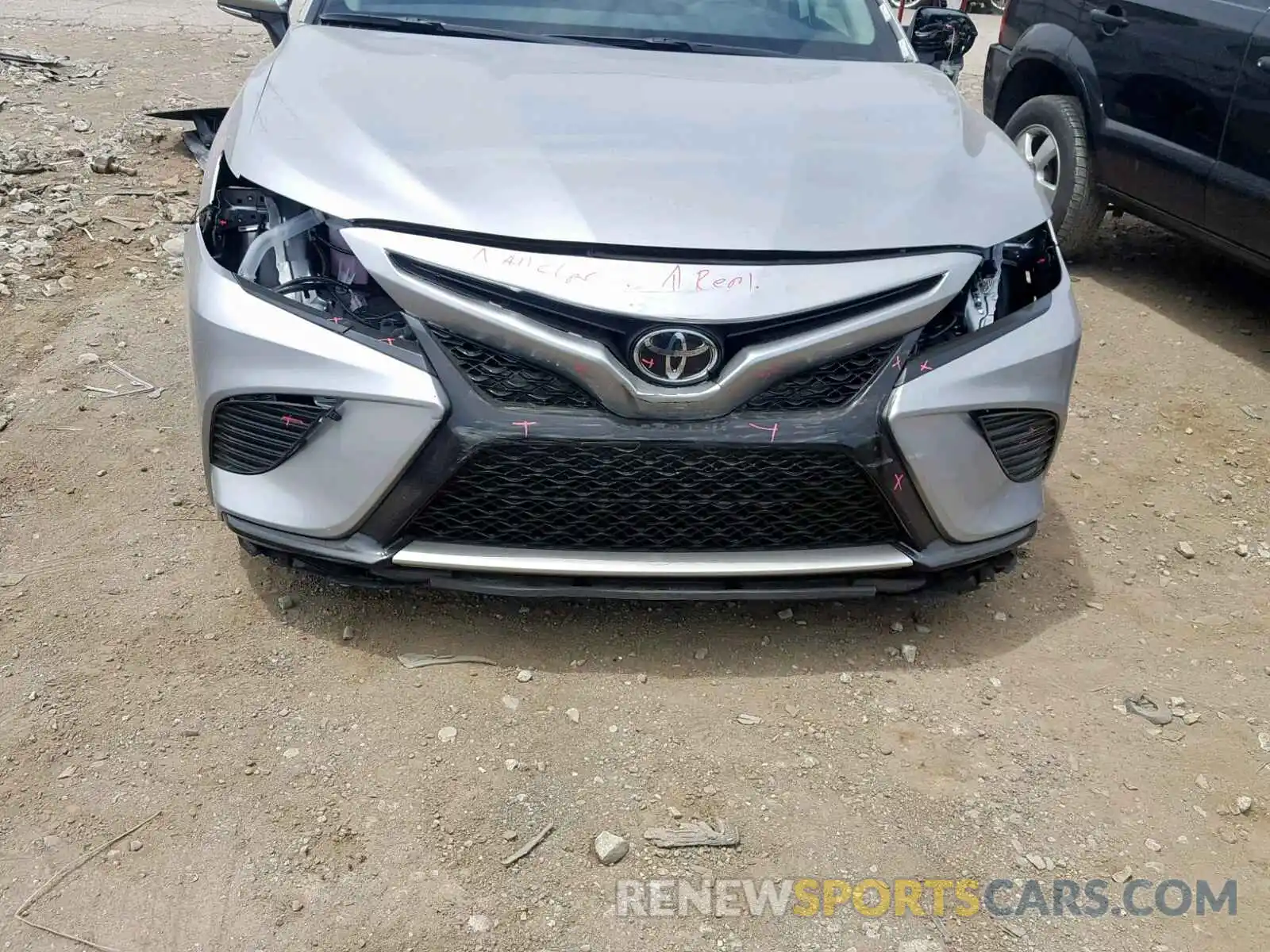 9 Photograph of a damaged car 4T1B61HK8KU792909 TOYOTA CAMRY 2019