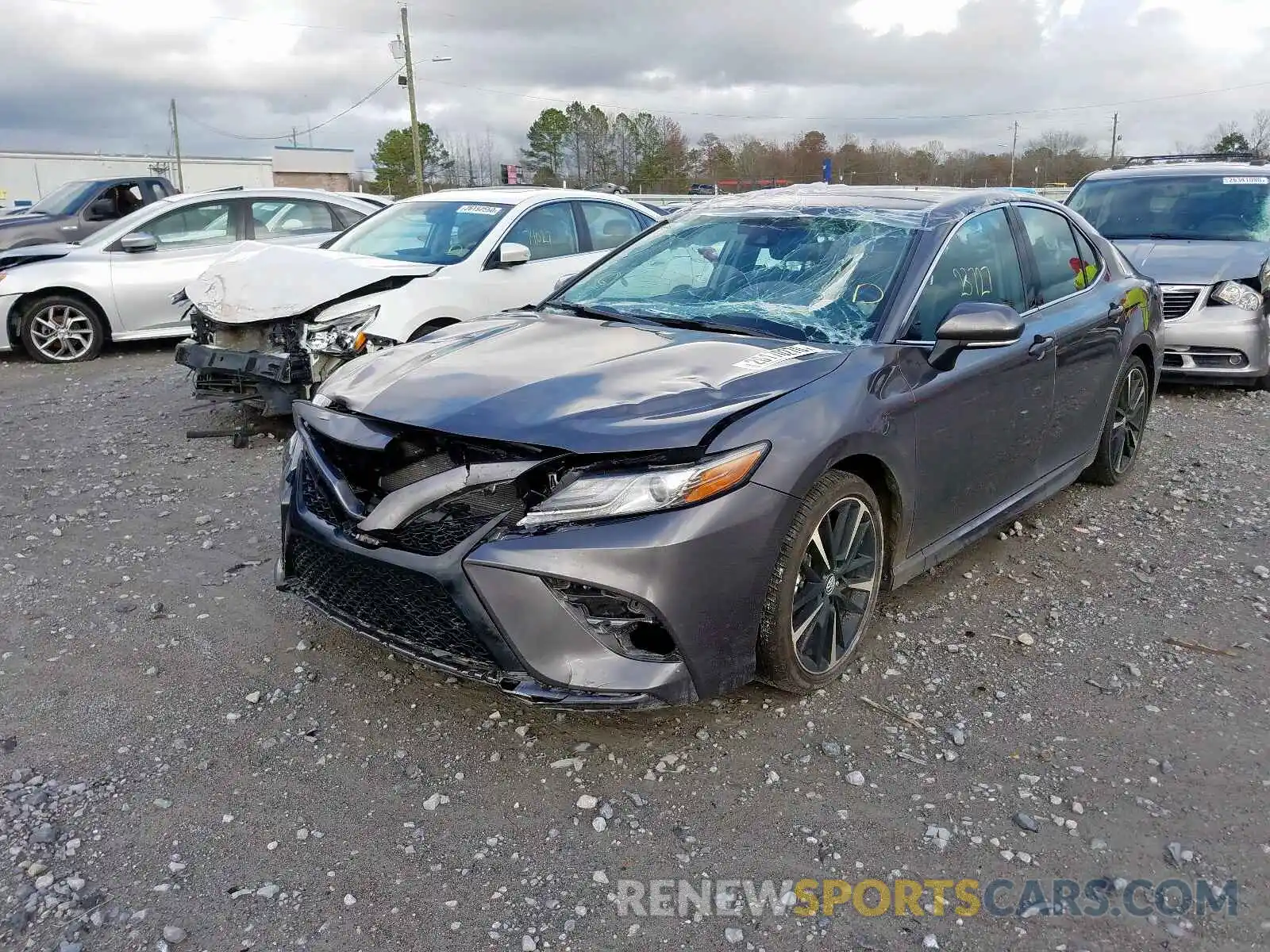 2 Photograph of a damaged car 4T1B61HK8KU798094 TOYOTA CAMRY 2019