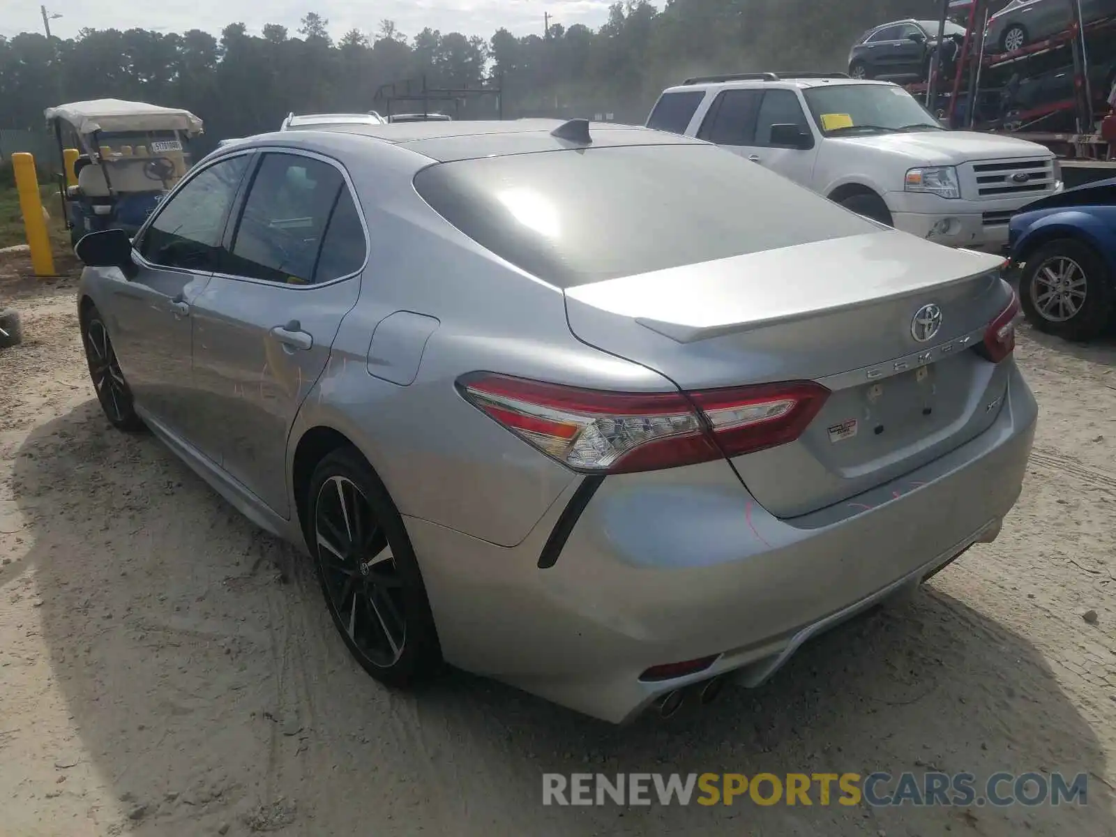 3 Photograph of a damaged car 4T1B61HK8KU802628 TOYOTA CAMRY 2019