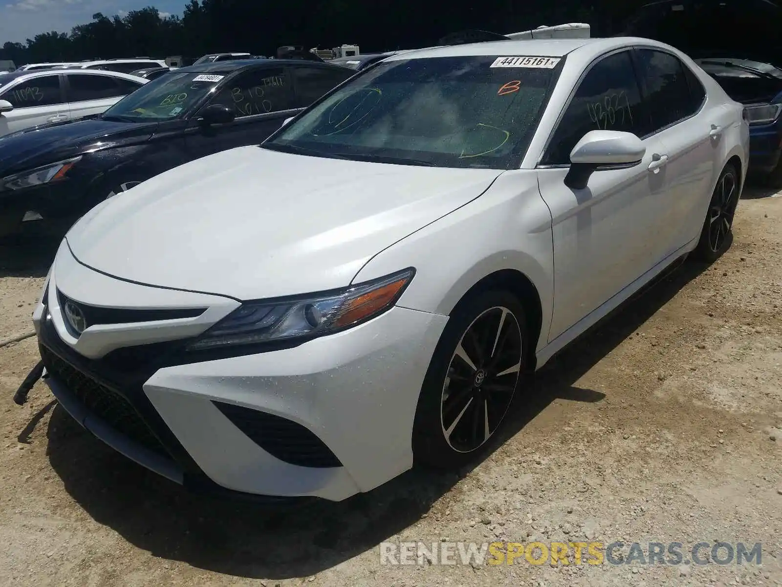 2 Photograph of a damaged car 4T1B61HK8KU818814 TOYOTA CAMRY 2019