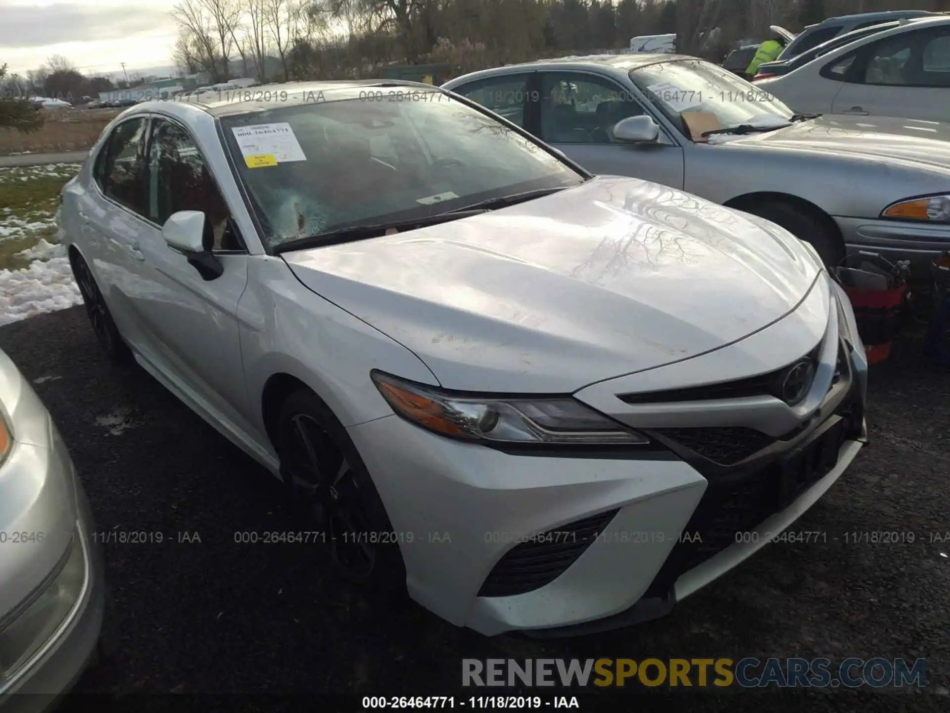 1 Photograph of a damaged car 4T1B61HK8KU823401 TOYOTA CAMRY 2019